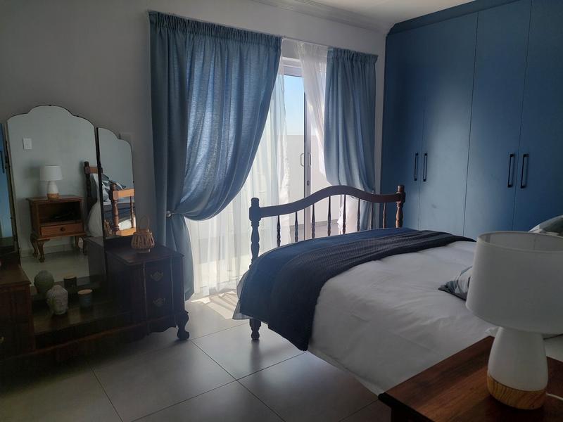 5 Bedroom Property for Sale in Britannia Bay Western Cape